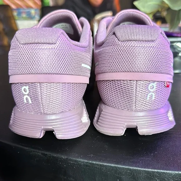 On Running Women's Purple Running Shoes - Picture 7 of 7